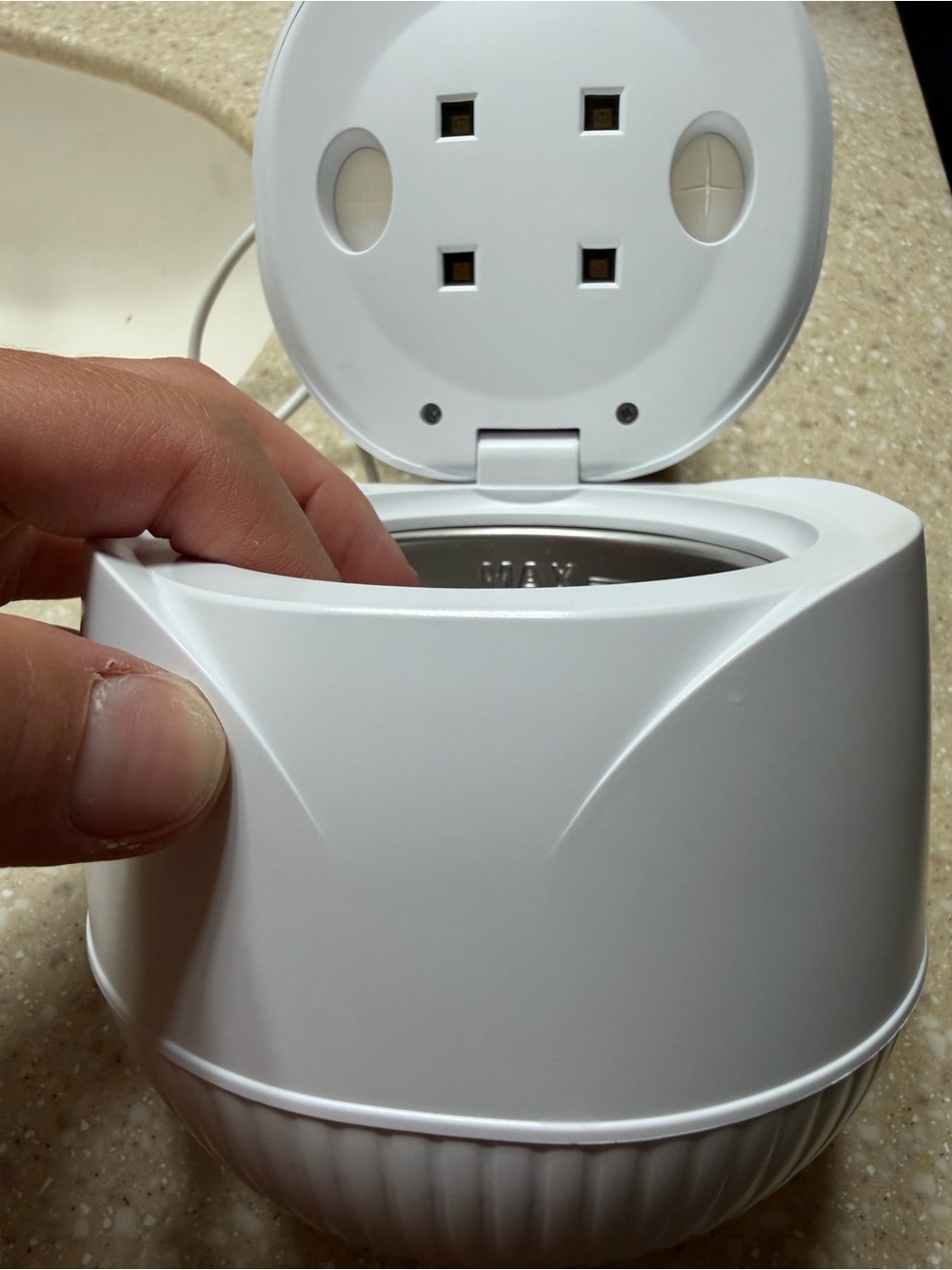 Ultrasonic Retainer Cleaner - Picture 3 of 6
